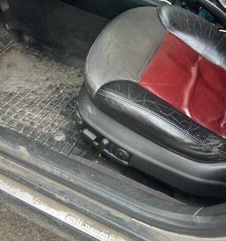 Серый Ауди А6 Олроуд, объемом двигателя 2.5 л и пробегом 48 тыс. км за 4100 $, фото 13 на Automoto.ua