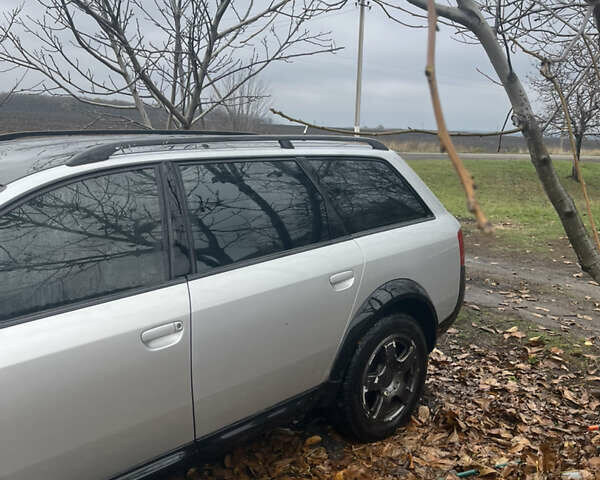 Серый Ауди А6 Олроуд, объемом двигателя 2.5 л и пробегом 48 тыс. км за 4100 $, фото 2 на Automoto.ua