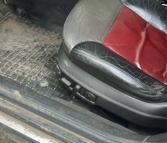 Серый Ауди А6 Олроуд, объемом двигателя 2.5 л и пробегом 3 тыс. км за 4500 $, фото 11 на Automoto.ua