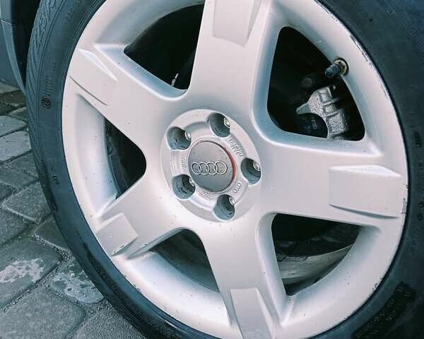 Серый Ауди А6 Олроуд, объемом двигателя 2.5 л и пробегом 400 тыс. км за 6500 $, фото 11 на Automoto.ua