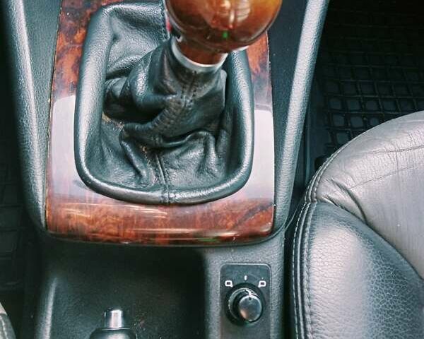 Серый Ауди А6 Олроуд, объемом двигателя 2.5 л и пробегом 400 тыс. км за 6500 $, фото 17 на Automoto.ua