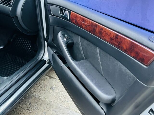 Сірий Ауді A6 Allroad, об'ємом двигуна 2.5 л та пробігом 270 тис. км за 4500 $, фото 18 на Automoto.ua