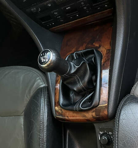 Серый Ауди А6 Олроуд, объемом двигателя 2.5 л и пробегом 440 тыс. км за 5300 $, фото 13 на Automoto.ua