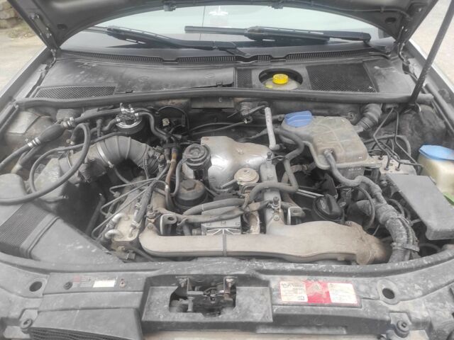 Сірий Ауді A6 Allroad, об'ємом двигуна 2.5 л та пробігом 3 тис. км за 3300 $, фото 1 на Automoto.ua