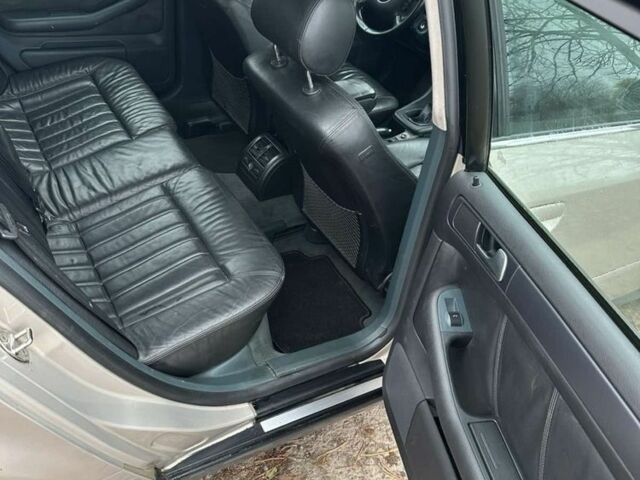 Сірий Ауді A6 Allroad, об'ємом двигуна 2 л та пробігом 200 тис. км за 2600 $, фото 6 на Automoto.ua