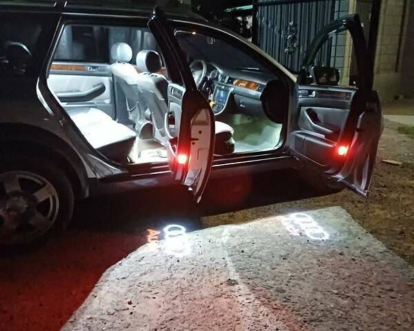 Серый Ауди А6 Олроуд, объемом двигателя 2.5 л и пробегом 277 тыс. км за 5200 $, фото 5 на Automoto.ua