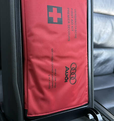 Серый Ауди А6 Олроуд, объемом двигателя 2.7 л и пробегом 378 тыс. км за 10500 $, фото 41 на Automoto.ua