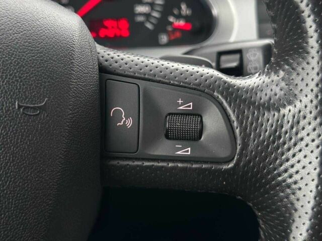 Сірий Ауді A6 Allroad, об'ємом двигуна 3 л та пробігом 242 тис. км за 10490 $, фото 16 на Automoto.ua