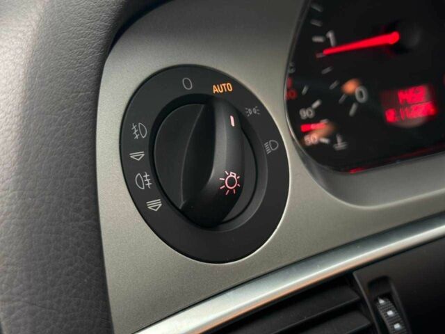 Сірий Ауді A6 Allroad, об'ємом двигуна 3 л та пробігом 242 тис. км за 10490 $, фото 20 на Automoto.ua