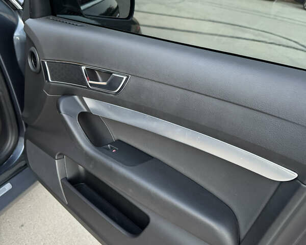 Сірий Ауді A6 Allroad, об'ємом двигуна 2.7 л та пробігом 369 тис. км за 10700 $, фото 16 на Automoto.ua