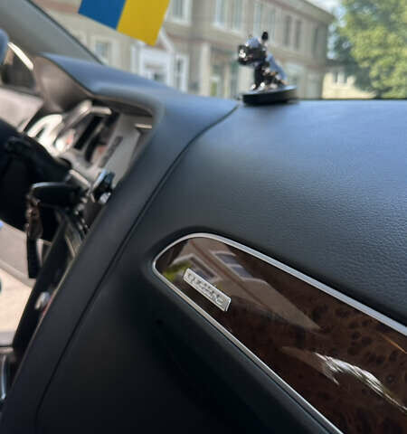 Серый Ауди А6 Олроуд, объемом двигателя 2.7 л и пробегом 378 тыс. км за 10500 $, фото 36 на Automoto.ua