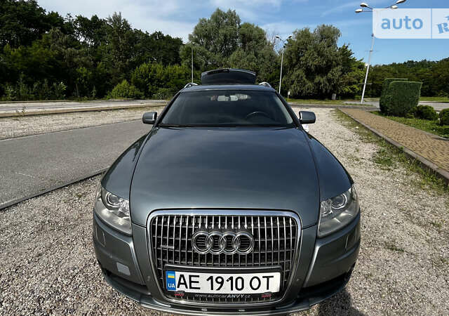 Сірий Ауді A6 Allroad, об'ємом двигуна 3 л та пробігом 400 тис. км за 12500 $, фото 1 на Automoto.ua