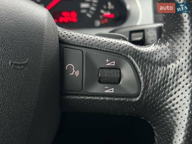 Серый Ауди А6 Олроуд, объемом двигателя 2.97 л и пробегом 242 тыс. км за 10290 $, фото 19 на Automoto.ua