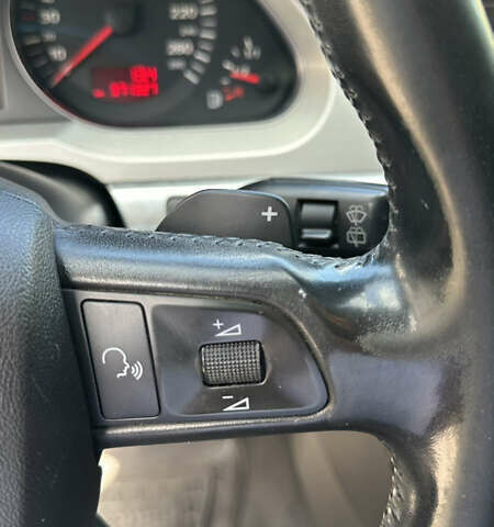 Серый Ауди А6 Олроуд, объемом двигателя 2.7 л и пробегом 378 тыс. км за 10500 $, фото 23 на Automoto.ua