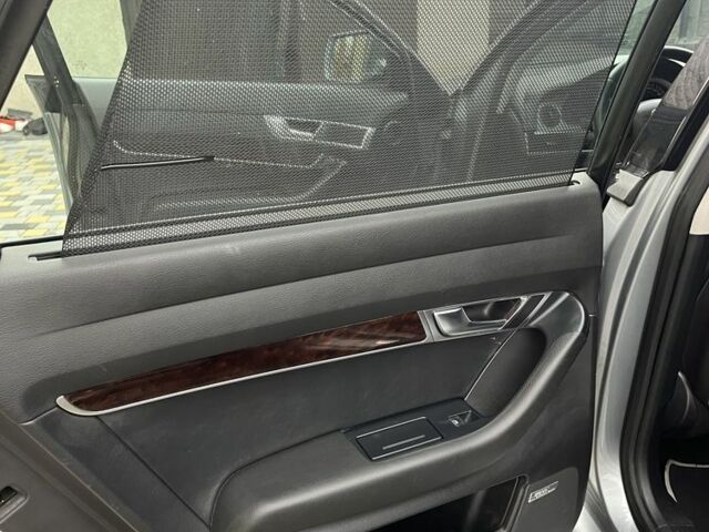Сірий Ауді A6 Allroad, об'ємом двигуна 3 л та пробігом 320 тис. км за 5900 $, фото 12 на Automoto.ua