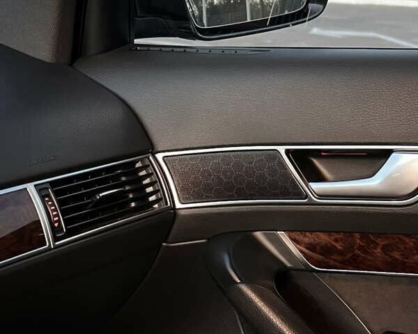 Сірий Ауді A6 Allroad, об'ємом двигуна 2.97 л та пробігом 325 тис. км за 14000 $, фото 24 на Automoto.ua