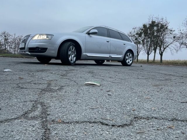 Серый Ауди А6 Олроуд, объемом двигателя 3 л и пробегом 300 тыс. км за 12200 $, фото 3 на Automoto.ua