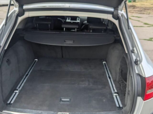 Серый Ауди А6 Олроуд, объемом двигателя 3 л и пробегом 200 тыс. км за 13300 $, фото 7 на Automoto.ua