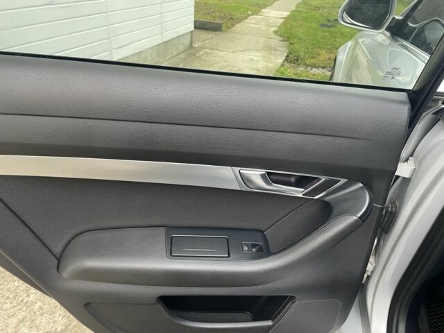 Серый Ауди А6 Олроуд, объемом двигателя 3 л и пробегом 300 тыс. км за 12200 $, фото 11 на Automoto.ua