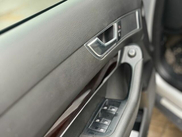 Сірий Ауді A6 Allroad, об'ємом двигуна 2.7 л та пробігом 200 тис. км за 8200 $, фото 14 на Automoto.ua