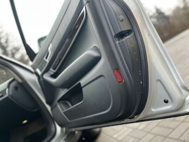 Сірий Ауді A6 Allroad, об'ємом двигуна 2.7 л та пробігом 200 тис. км за 8200 $, фото 12 на Automoto.ua