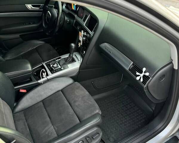 Серый Ауди А6 Олроуд, объемом двигателя 2.97 л и пробегом 303 тыс. км за 10500 $, фото 2 на Automoto.ua