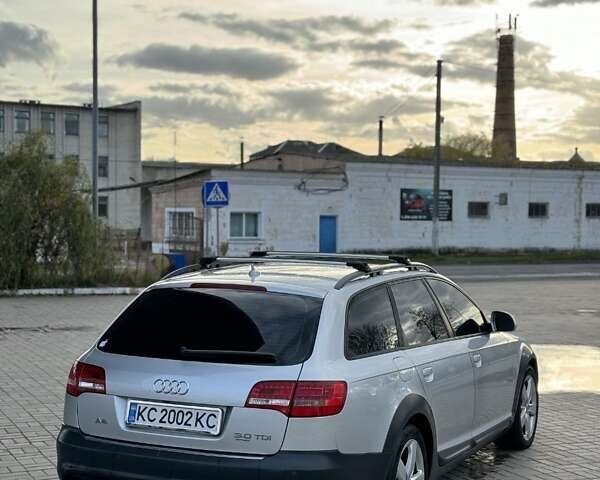 Серый Ауди А6 Олроуд, объемом двигателя 2.97 л и пробегом 303 тыс. км за 10500 $, фото 5 на Automoto.ua