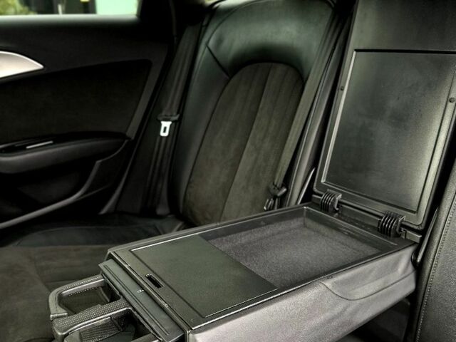 Серый Ауди А6 Олроуд, объемом двигателя 2.97 л и пробегом 51 тыс. км за 30000 $, фото 12 на Automoto.ua