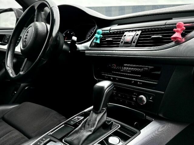 Серый Ауди А6 Олроуд, объемом двигателя 2.97 л и пробегом 51 тыс. км за 30000 $, фото 18 на Automoto.ua