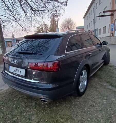 Сірий Ауді A6 Allroad, об'ємом двигуна 2.97 л та пробігом 220 тис. км за 31500 $, фото 27 на Automoto.ua