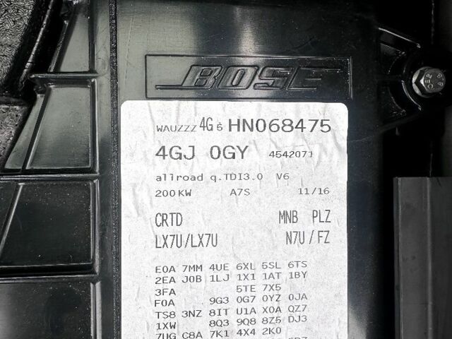 Серый Ауди А6 Олроуд, объемом двигателя 2.97 л и пробегом 51 тыс. км за 30000 $, фото 16 на Automoto.ua