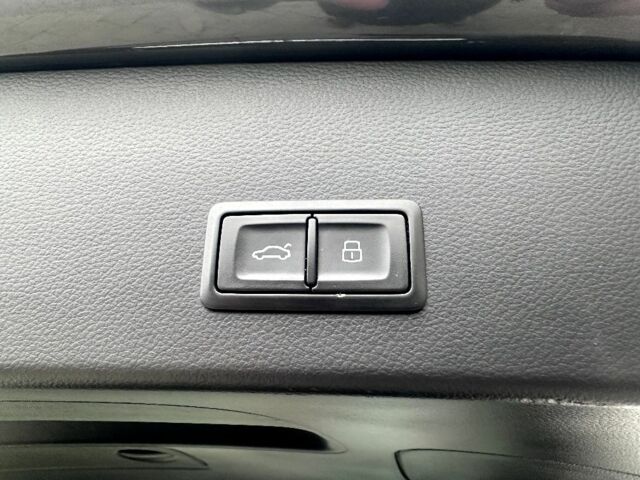 Серый Ауди А6 Олроуд, объемом двигателя 2.97 л и пробегом 51 тыс. км за 30000 $, фото 23 на Automoto.ua