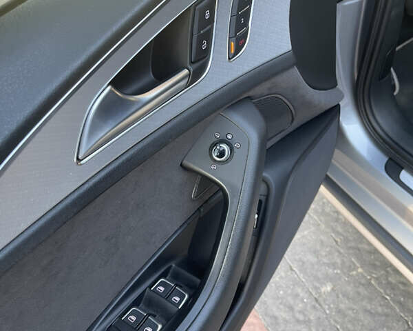 Серый Ауди А6 Олроуд, объемом двигателя 2.97 л и пробегом 180 тыс. км за 30700 $, фото 15 на Automoto.ua