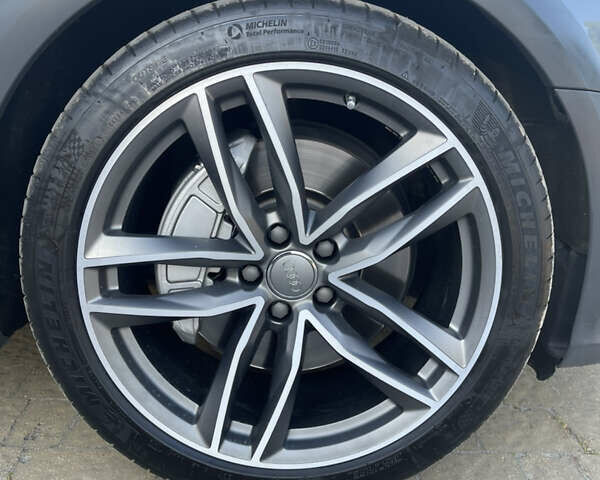 Серый Ауди А6 Олроуд, объемом двигателя 2.97 л и пробегом 180 тыс. км за 30700 $, фото 8 на Automoto.ua