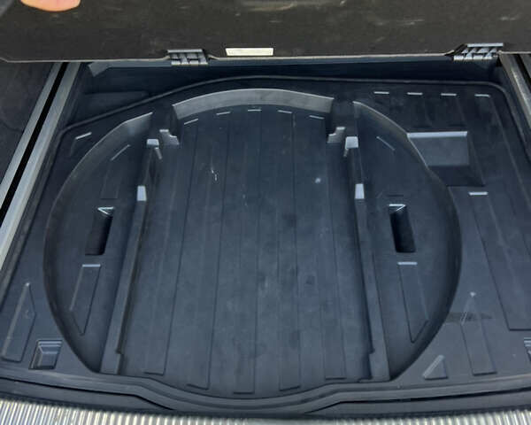 Серый Ауди А6 Олроуд, объемом двигателя 2.97 л и пробегом 249 тыс. км за 26000 $, фото 26 на Automoto.ua