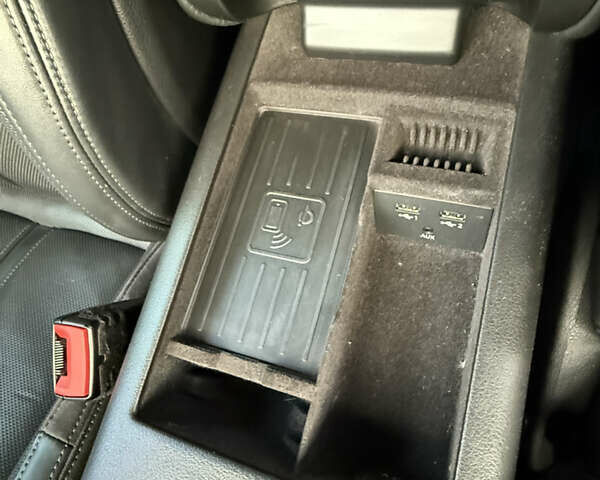 Серый Ауди А6 Олроуд, объемом двигателя 2.97 л и пробегом 276 тыс. км за 23500 $, фото 32 на Automoto.ua