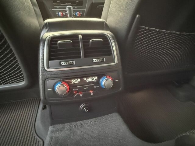 Сірий Ауді A6 Allroad, об'ємом двигуна 3 л та пробігом 267 тис. км за 24000 $, фото 15 на Automoto.ua