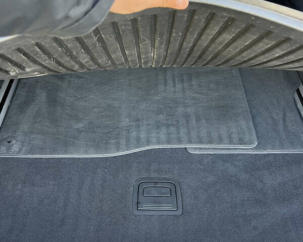 Серый Ауди А6 Олроуд, объемом двигателя 2.97 л и пробегом 249 тыс. км за 26000 $, фото 27 на Automoto.ua