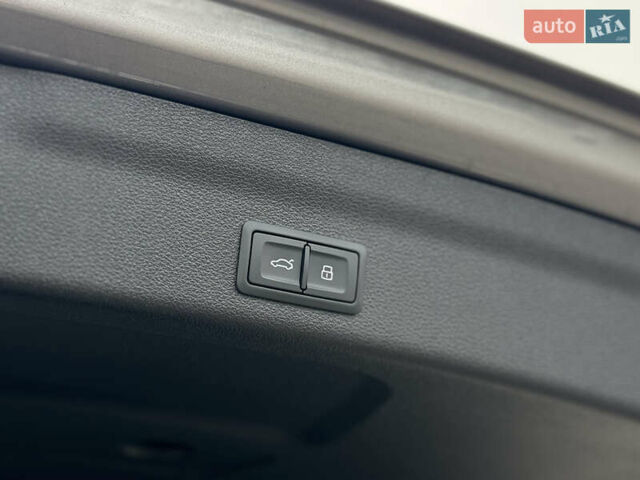 Сірий Ауді A6 Allroad, об'ємом двигуна 2.97 л та пробігом 200 тис. км за 44500 $, фото 65 на Automoto.ua