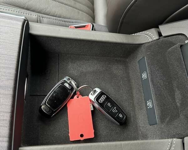 Серый Ауди А6 Олроуд, объемом двигателя 2.97 л и пробегом 150 тыс. км за 51999 $, фото 68 на Automoto.ua