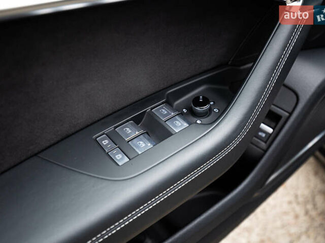 Сірий Ауді A6 Allroad, об'ємом двигуна 2.97 л та пробігом 70 тис. км за 69950 $, фото 48 на Automoto.ua