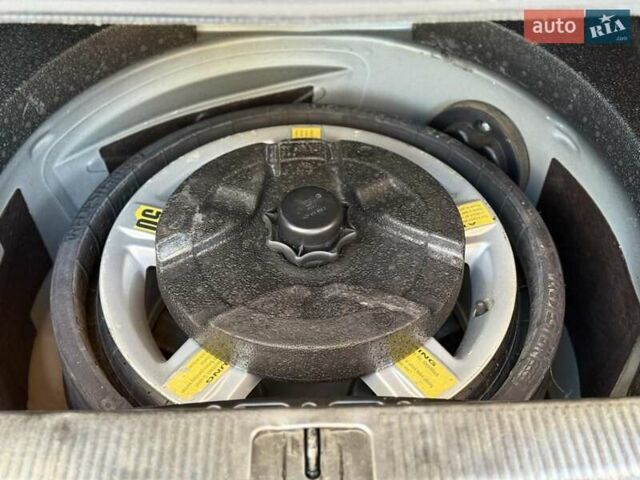 Синій Ауді A6 Allroad, об'ємом двигуна 2.5 л та пробігом 330 тис. км за 4850 $, фото 34 на Automoto.ua