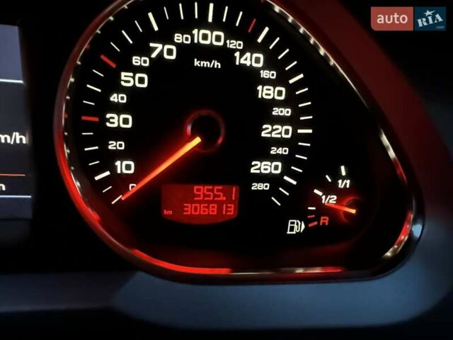 Синий Ауди А6 Олроуд, объемом двигателя 3 л и пробегом 306 тыс. км за 12500 $, фото 37 на Automoto.ua