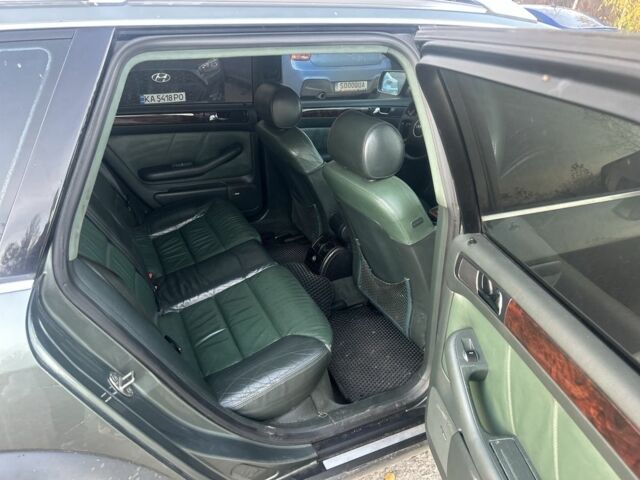 Зеленый Ауди А6 Олроуд, объемом двигателя 2.5 л и пробегом 350 тыс. км за 4100 $, фото 13 на Automoto.ua