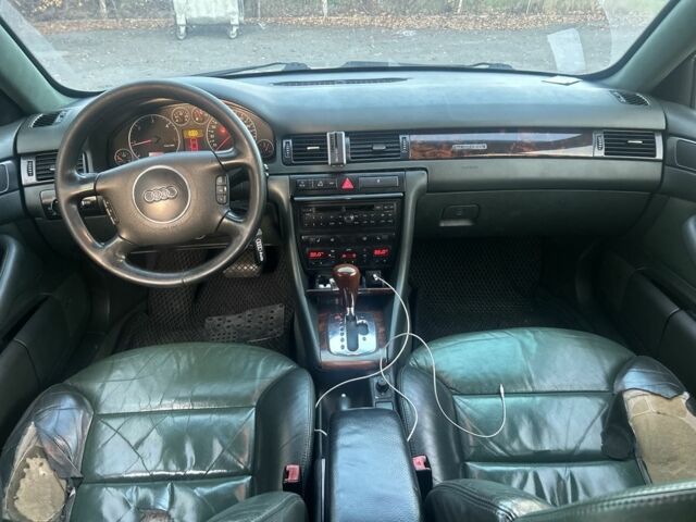 Зеленый Ауди А6 Олроуд, объемом двигателя 2.5 л и пробегом 350 тыс. км за 4100 $, фото 9 на Automoto.ua