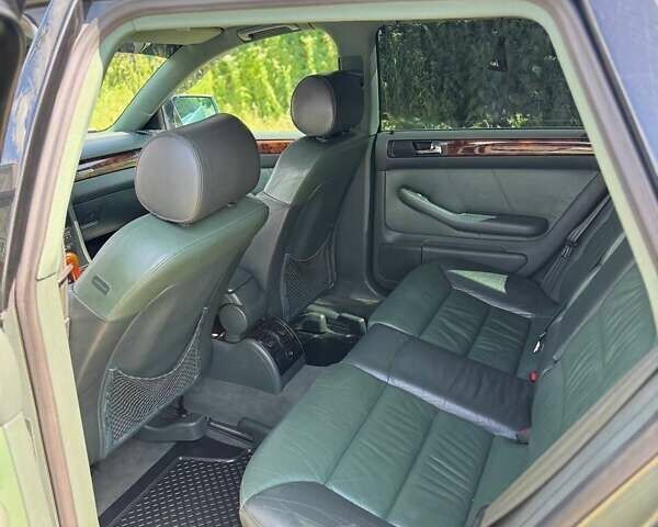 Зелений Ауді A6 Allroad, об'ємом двигуна 2.5 л та пробігом 388 тис. км за 7000 $, фото 5 на Automoto.ua