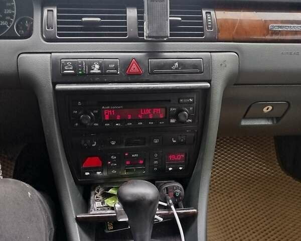 Зелений Ауді A6 Allroad, об'ємом двигуна 2.5 л та пробігом 420 тис. км за 5350 $, фото 4 на Automoto.ua