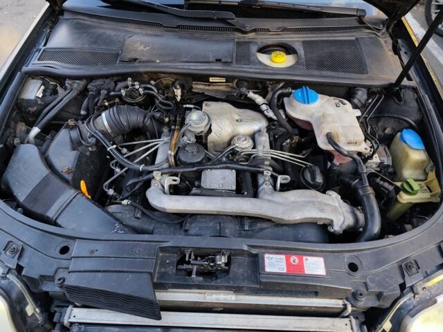 Зелений Ауді A6 Allroad, об'ємом двигуна 2.5 л та пробігом 440 тис. км за 4000 $, фото 3 на Automoto.ua