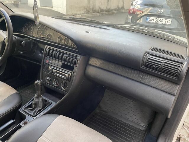 Білий Ауді А6, об'ємом двигуна 2 л та пробігом 300 тис. км за 2599 $, фото 19 на Automoto.ua