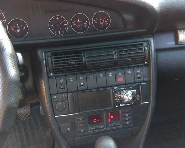 Білий Ауді А6, об'ємом двигуна 1.98 л та пробігом 350 тис. км за 3500 $, фото 3 на Automoto.ua
